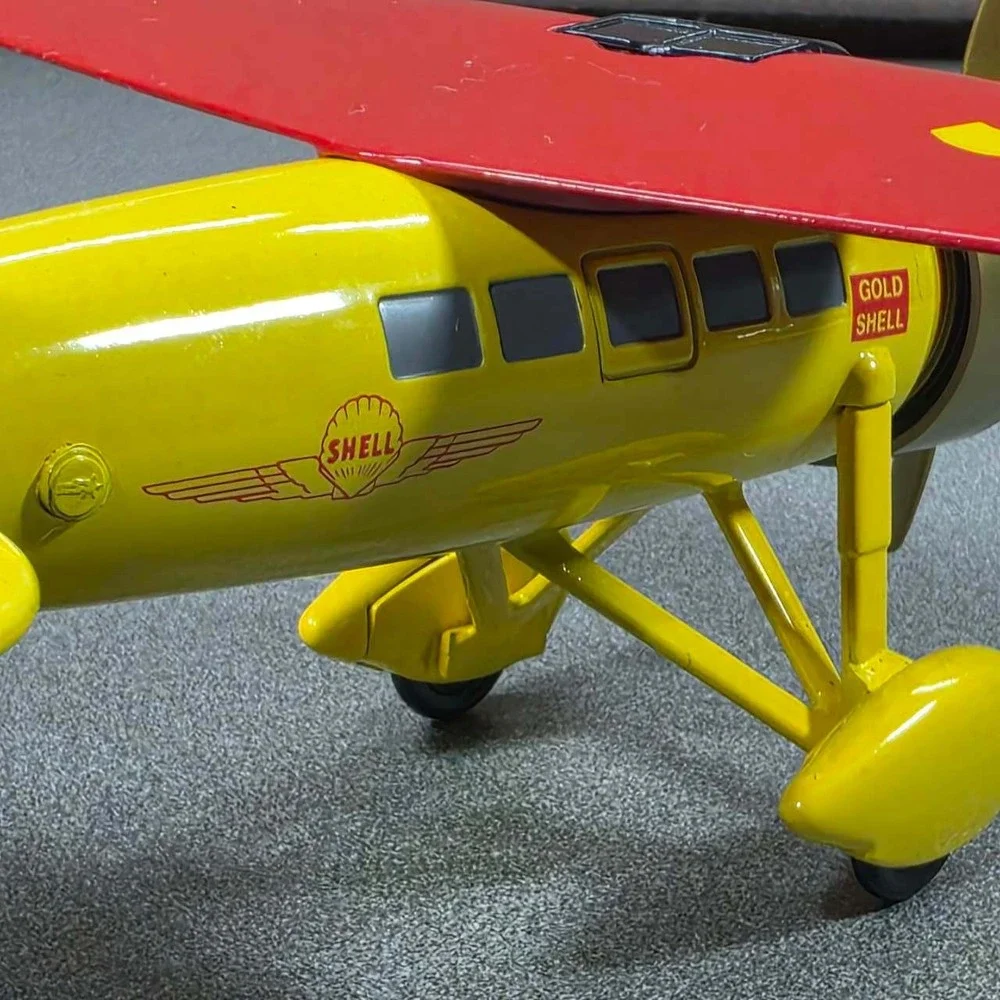 Shell Aviation Fuel Truck & Plane Diecast Set Yellow Red Excellent